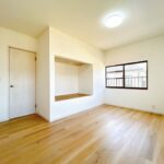 2F北側洋室(寝室)